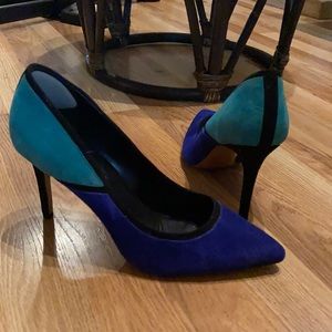 Aldo size 8.5 color-blocked leather pumps